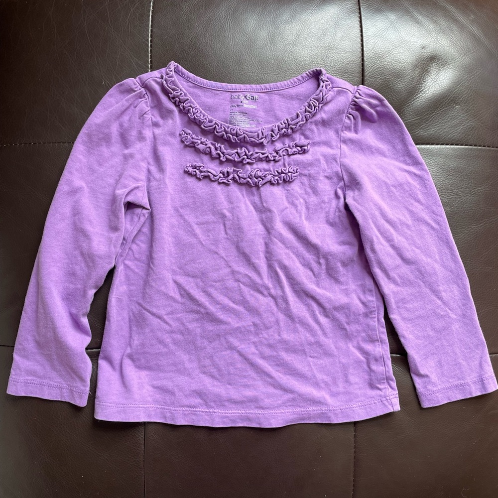 Baby Gap Playtime Favorite Ruffled Long Sleeve shirt